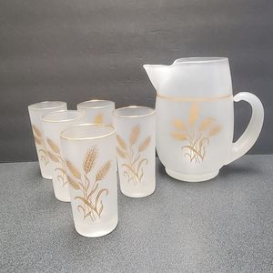 Vtg. Gold Wheat Pattern Frosted Pitcher and (5) Tumbler.